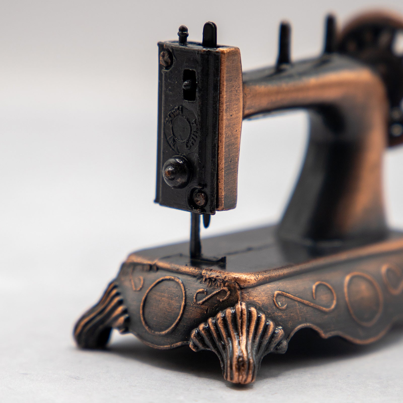 アンティークシャープナー　ミシン