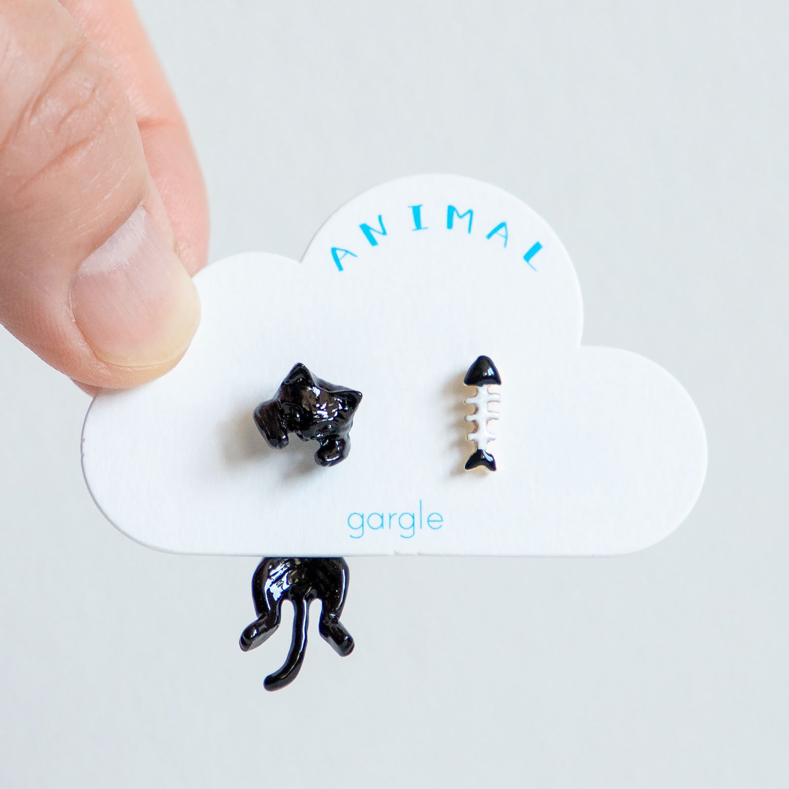 gargle/ガーグル　ぶらぶらアニマル ネコ ピアス