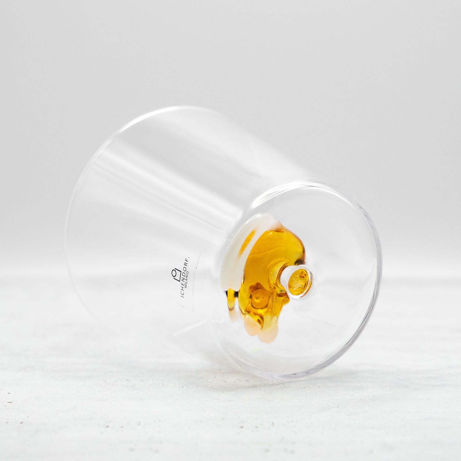 ICHENDORF MILANO/イッケンドルフミラノ　タンブラーグラス ライイングアンバーキャット ホワイトテール