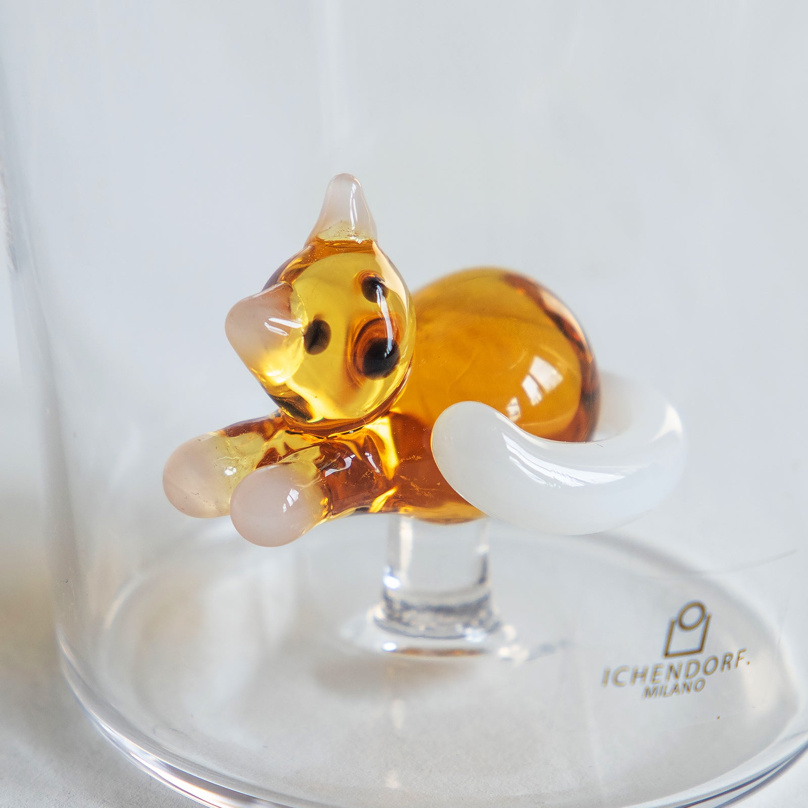 ICHENDORF MILANO/イッケンドルフミラノ　タンブラーグラス ライイングアンバーキャット ホワイトテール