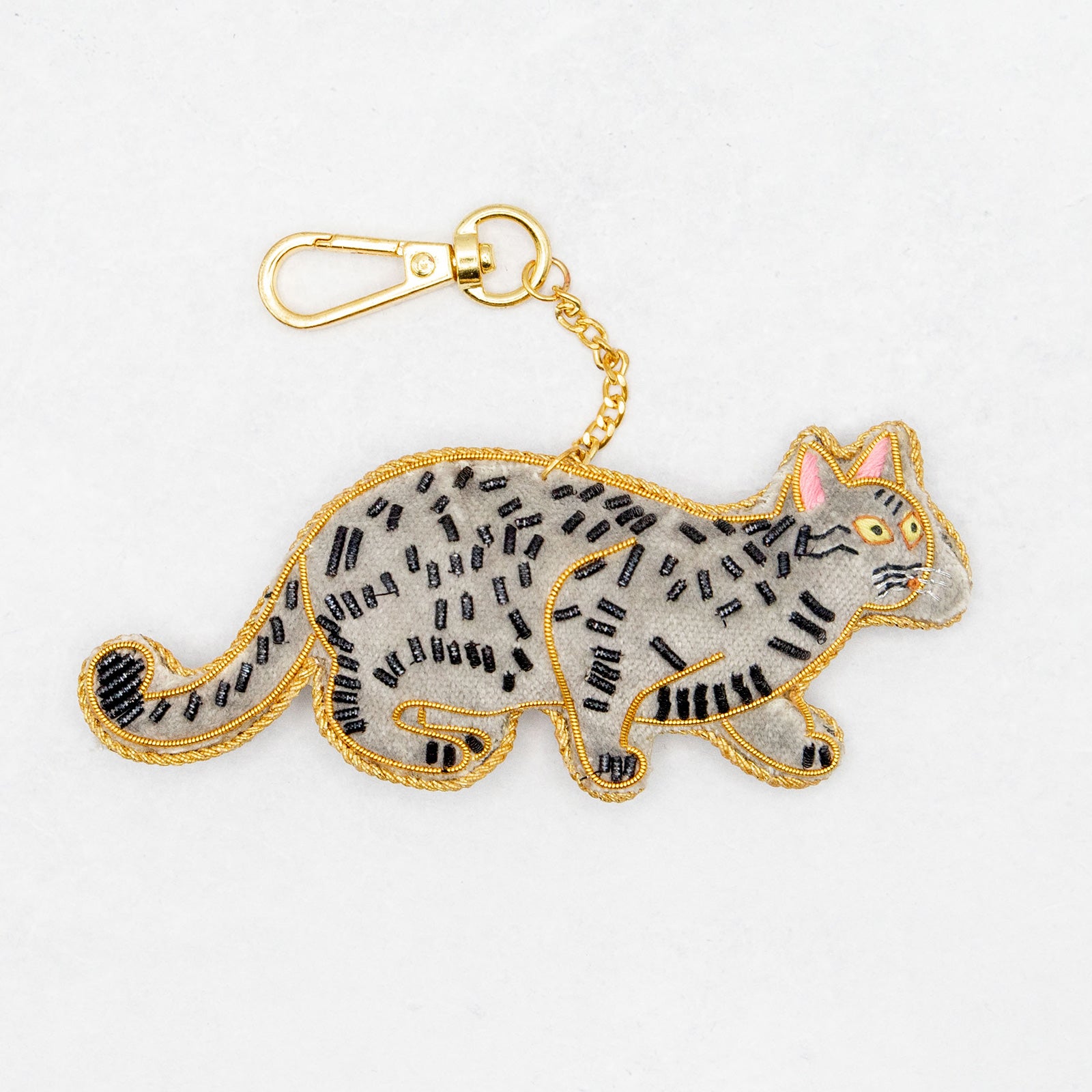 COTTAGE/コテージ　ザリ刺繍 キーホルダー キャット・グレー