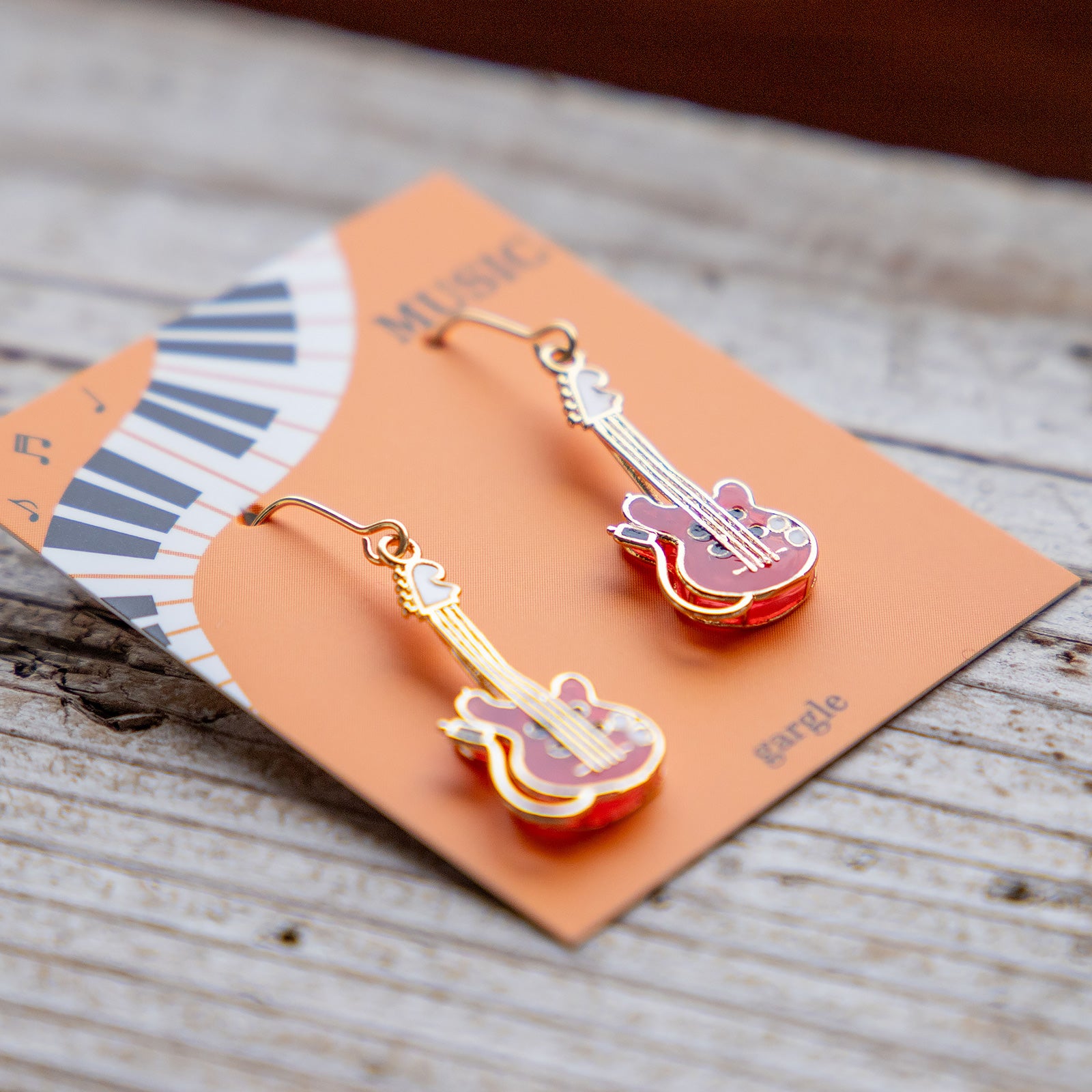 gargle/ガーグル　エレキギター ピアス