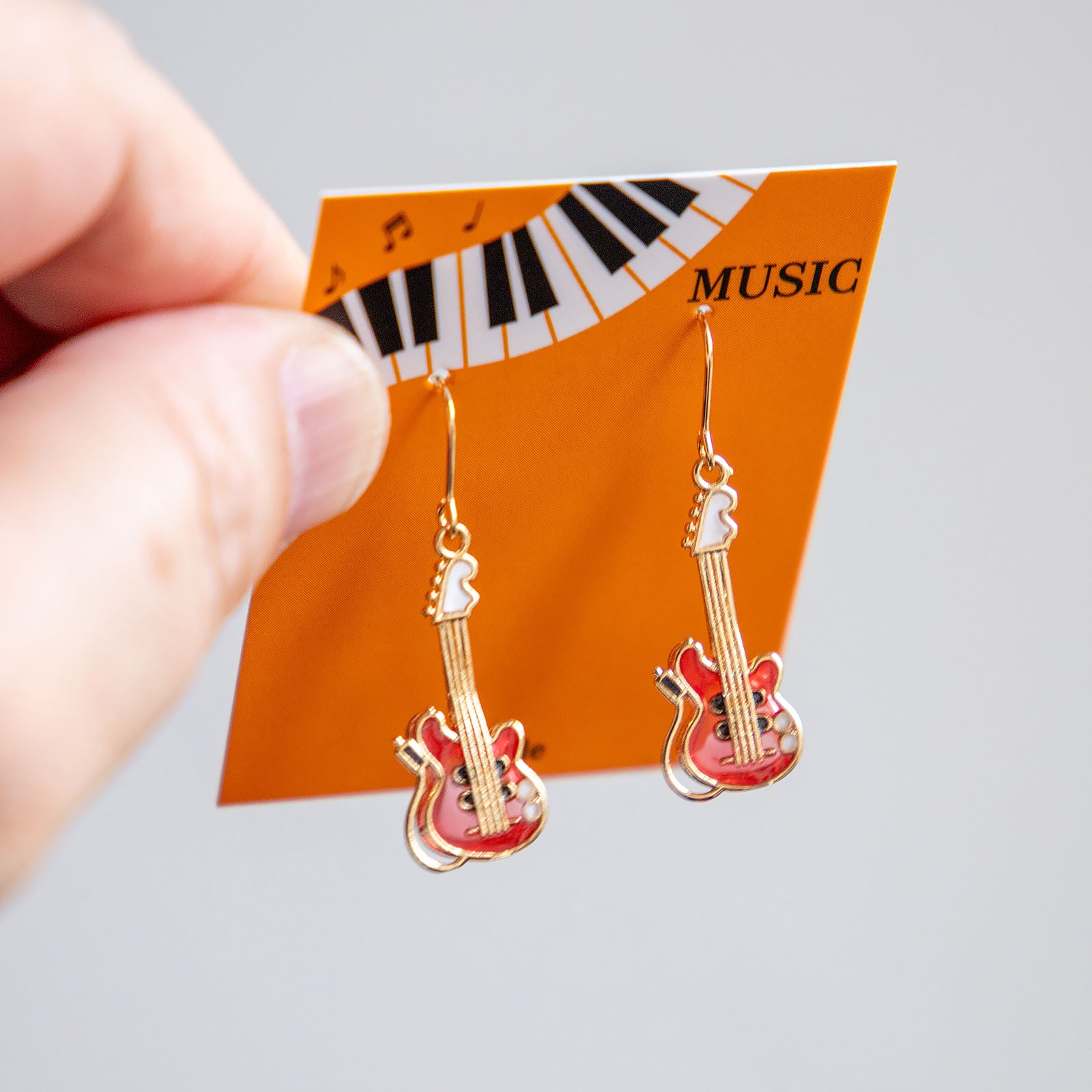 gargle/ガーグル　エレキギター ピアス