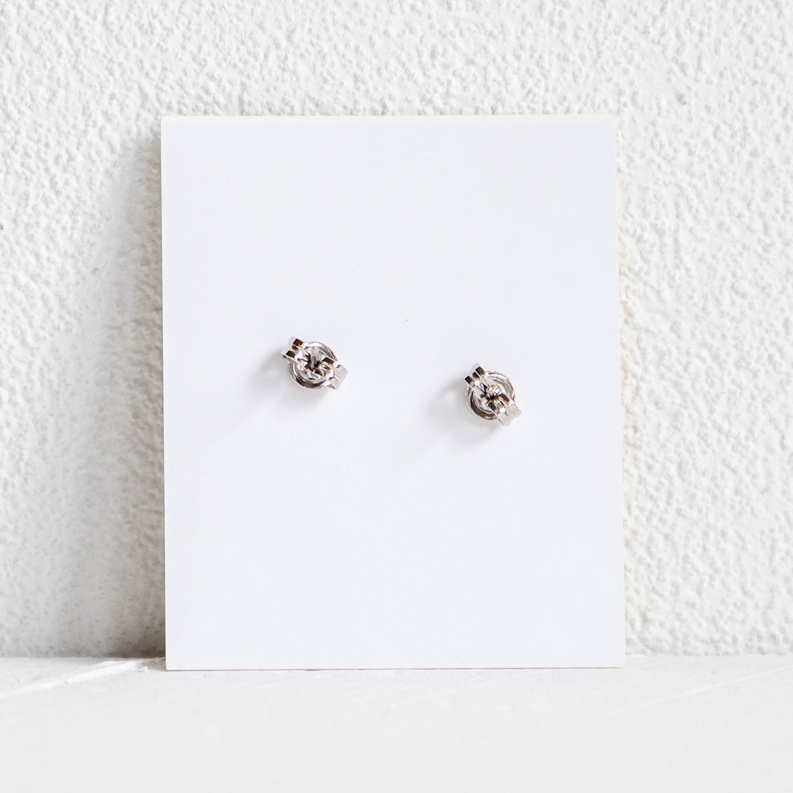 gargle/ガーグル 電球 ピアス – ニコノマニマニ雑貨店オンラインストア