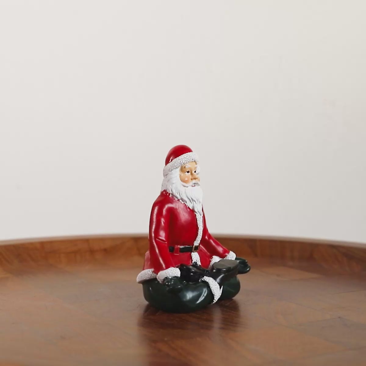 読み込み：クリスマスドール　ヨガサンタ ポーズK