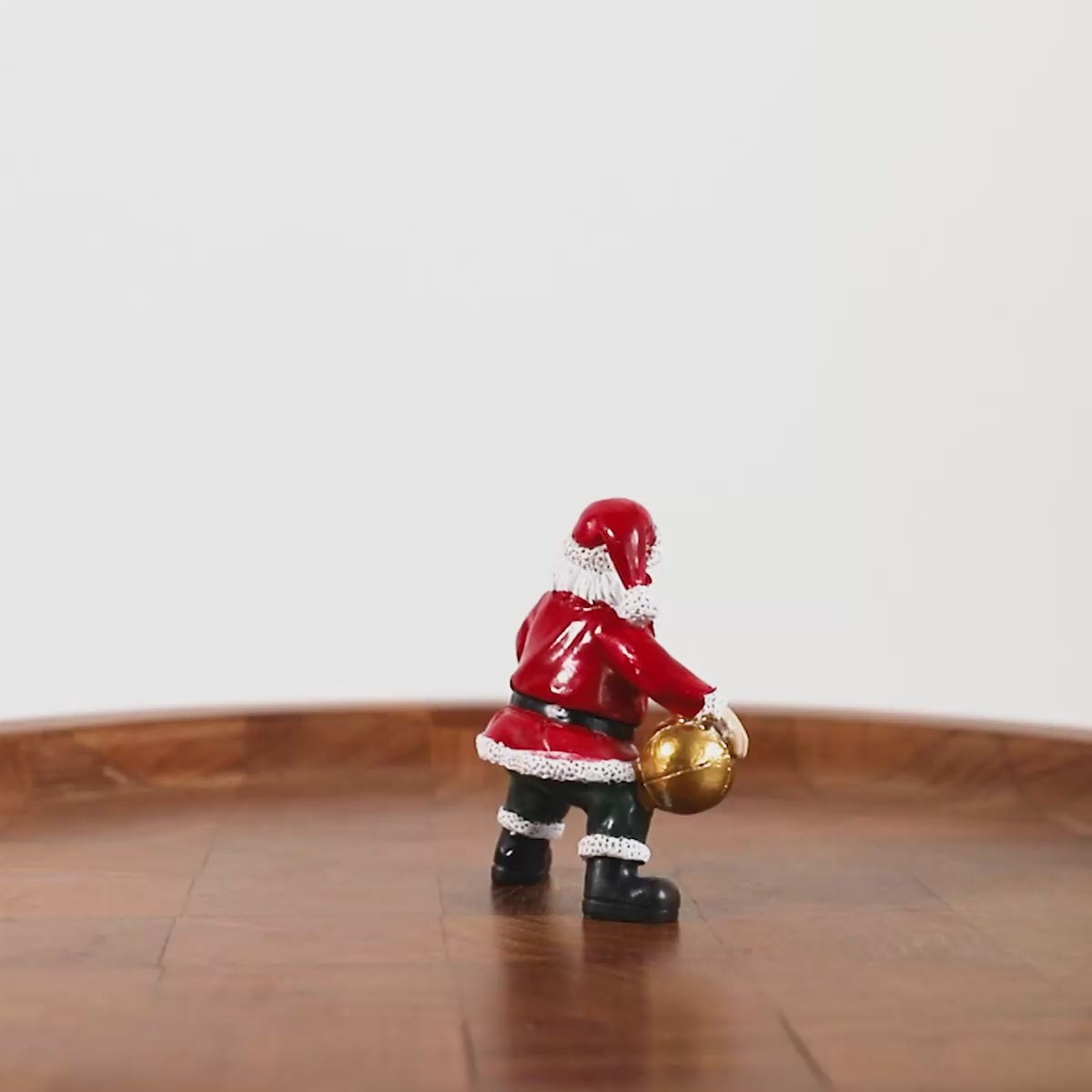 読み込み：クリスマスドール　スポーツサンタ バスケット