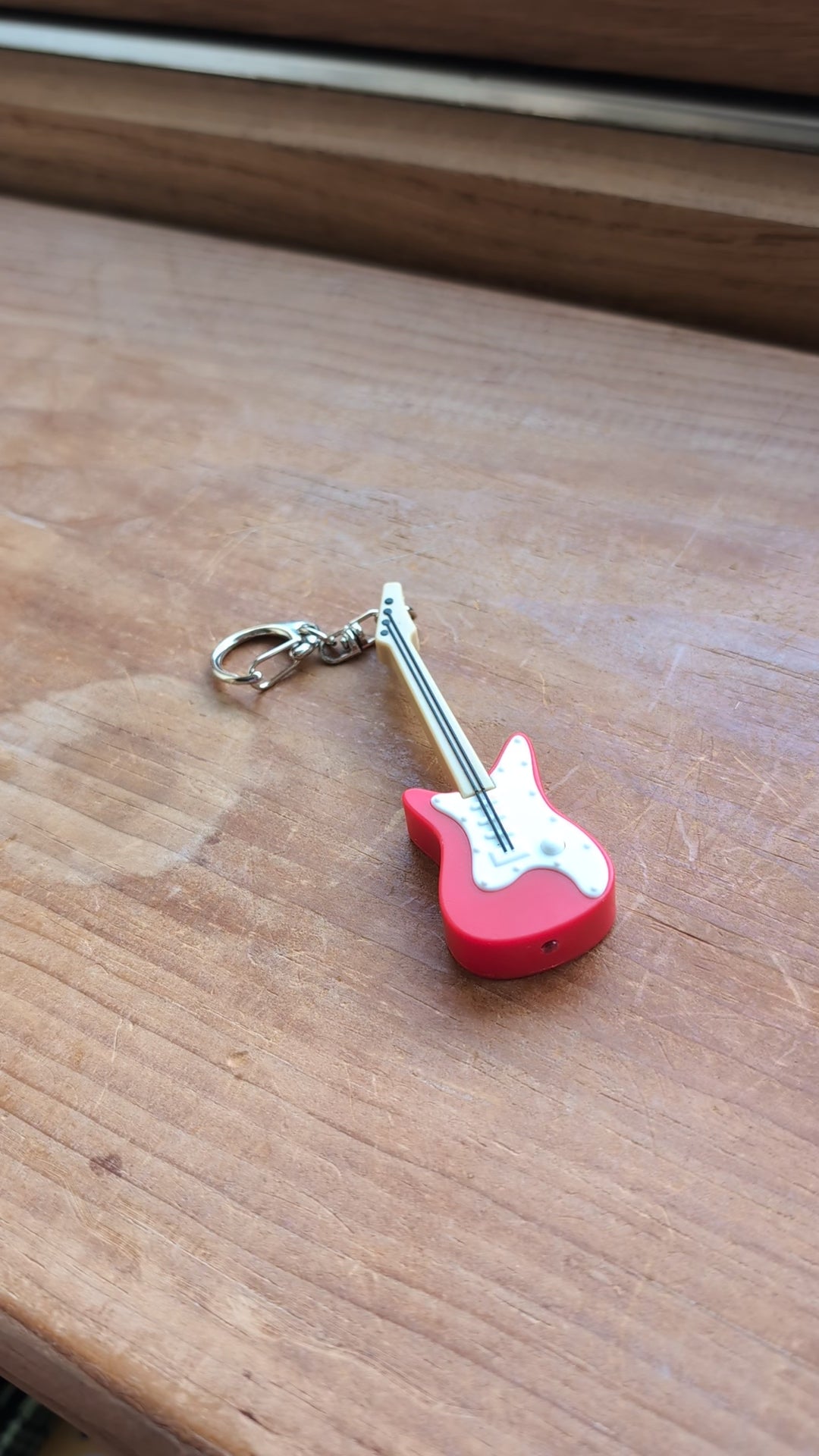 読み込み：KIKKERLAND / キッカーランド　 ギターチェーン