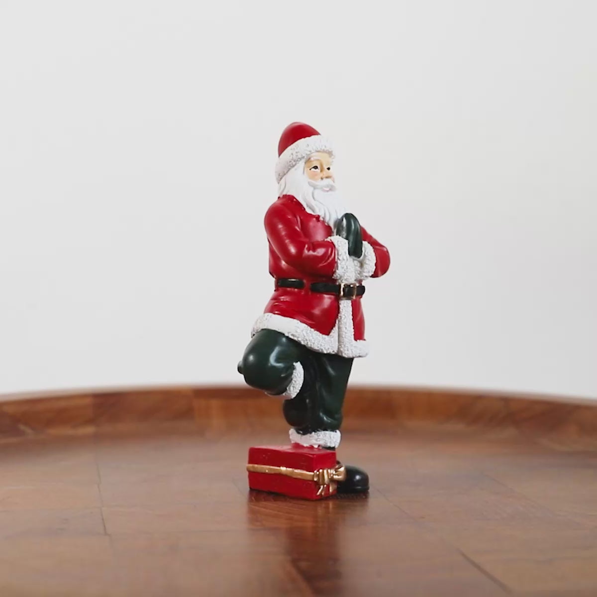 読み込み：クリスマスドール　ヨガサンタ ポーズA