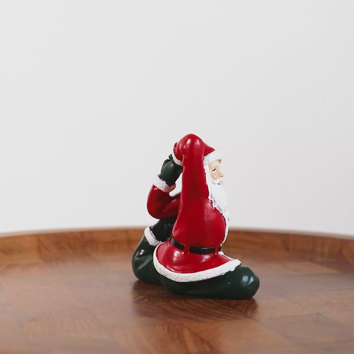 読み込み：クリスマスドール　ヨガサンタ ポーズF