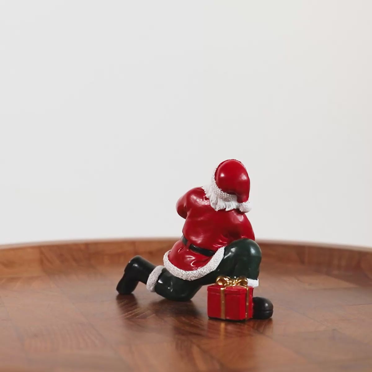 読み込み：クリスマスドール　ヨガサンタ ポーズO
