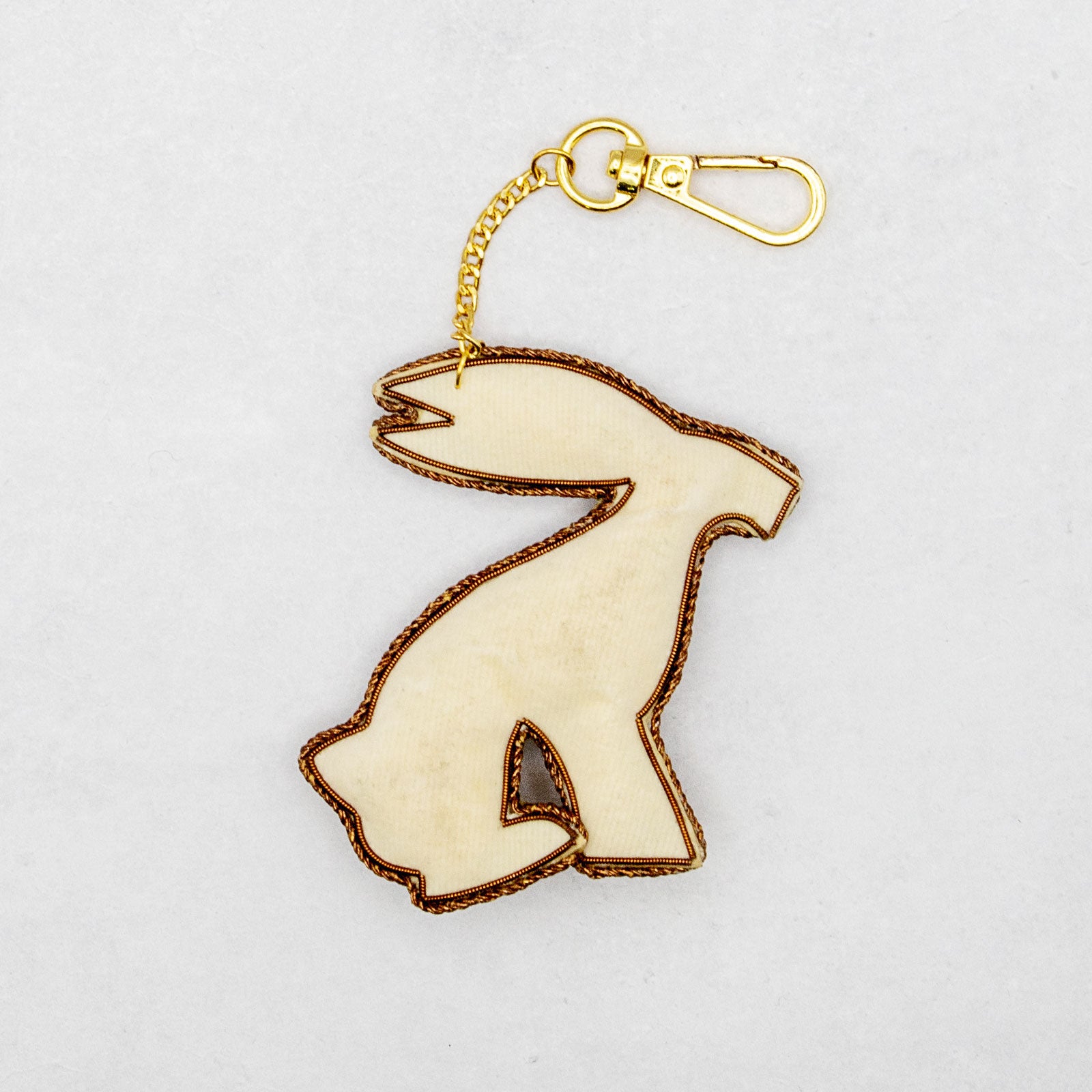 COTTAGE/コテージ　ザリ刺繍 キーホルダー ウサギ