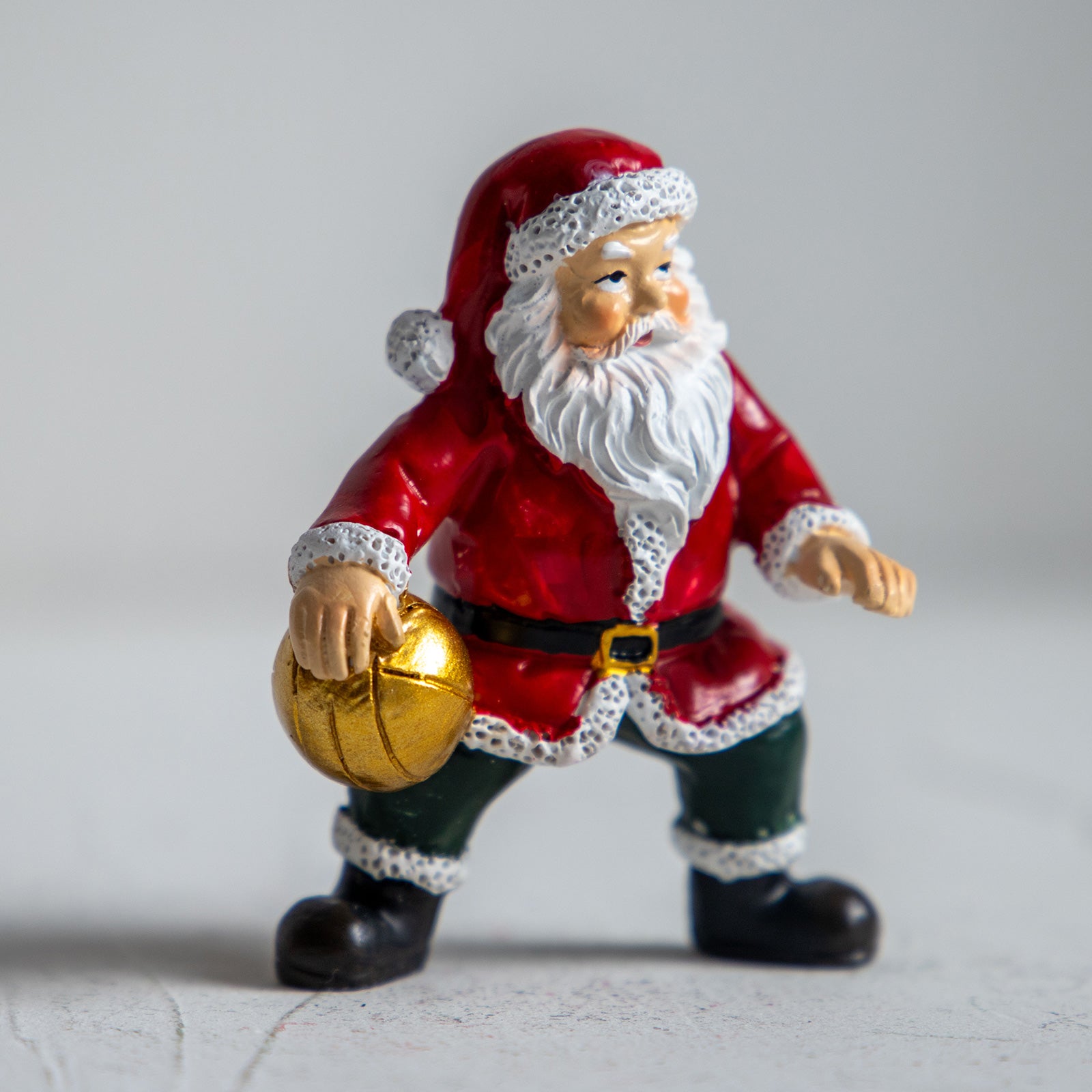 クリスマスドール　スポーツサンタ バスケット