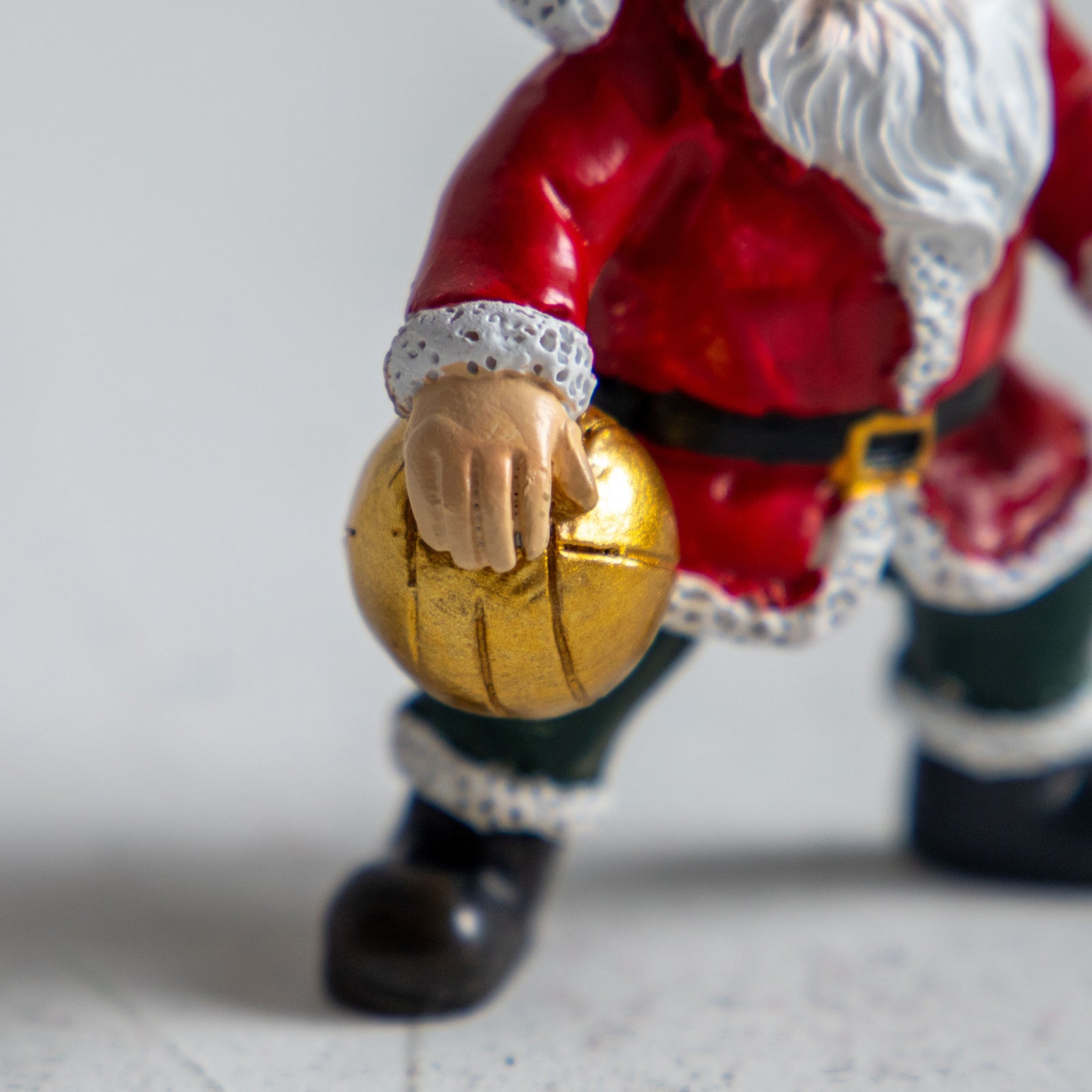 クリスマスドール　スポーツサンタ バスケット