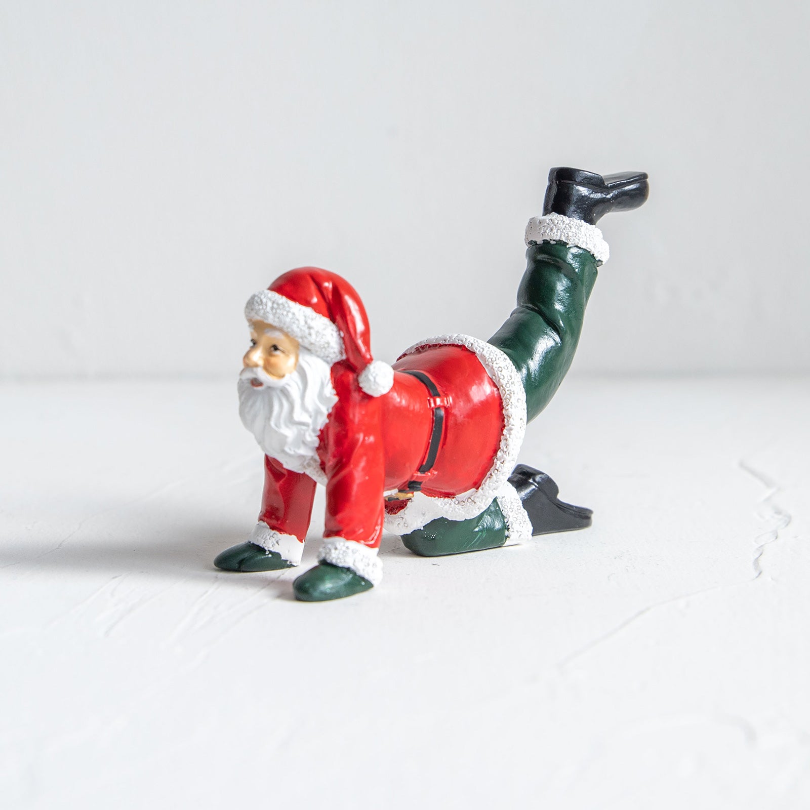 クリスマスドール　ヨガサンタ ポーズD