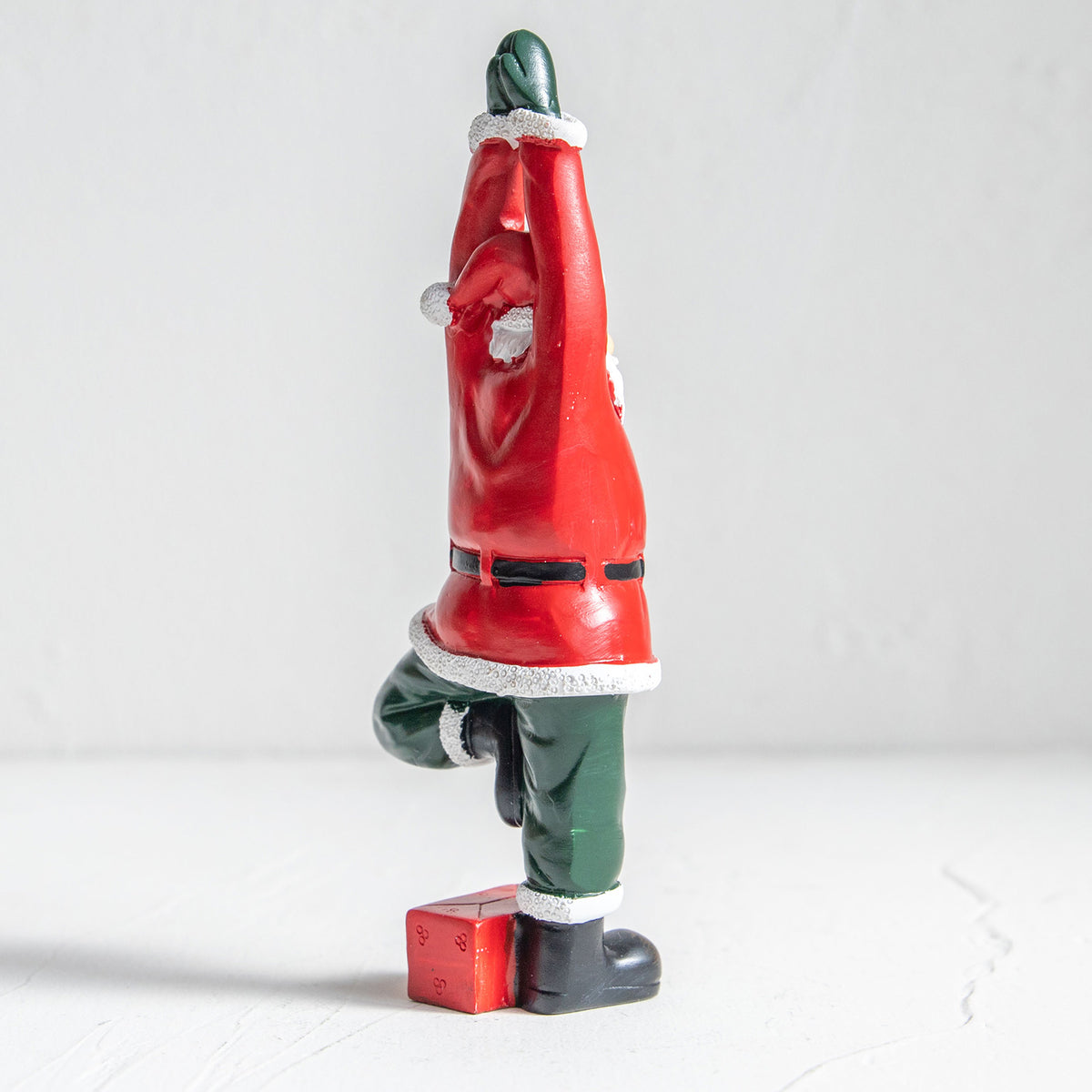 クリスマスドール　ヨガサンタ ポーズE