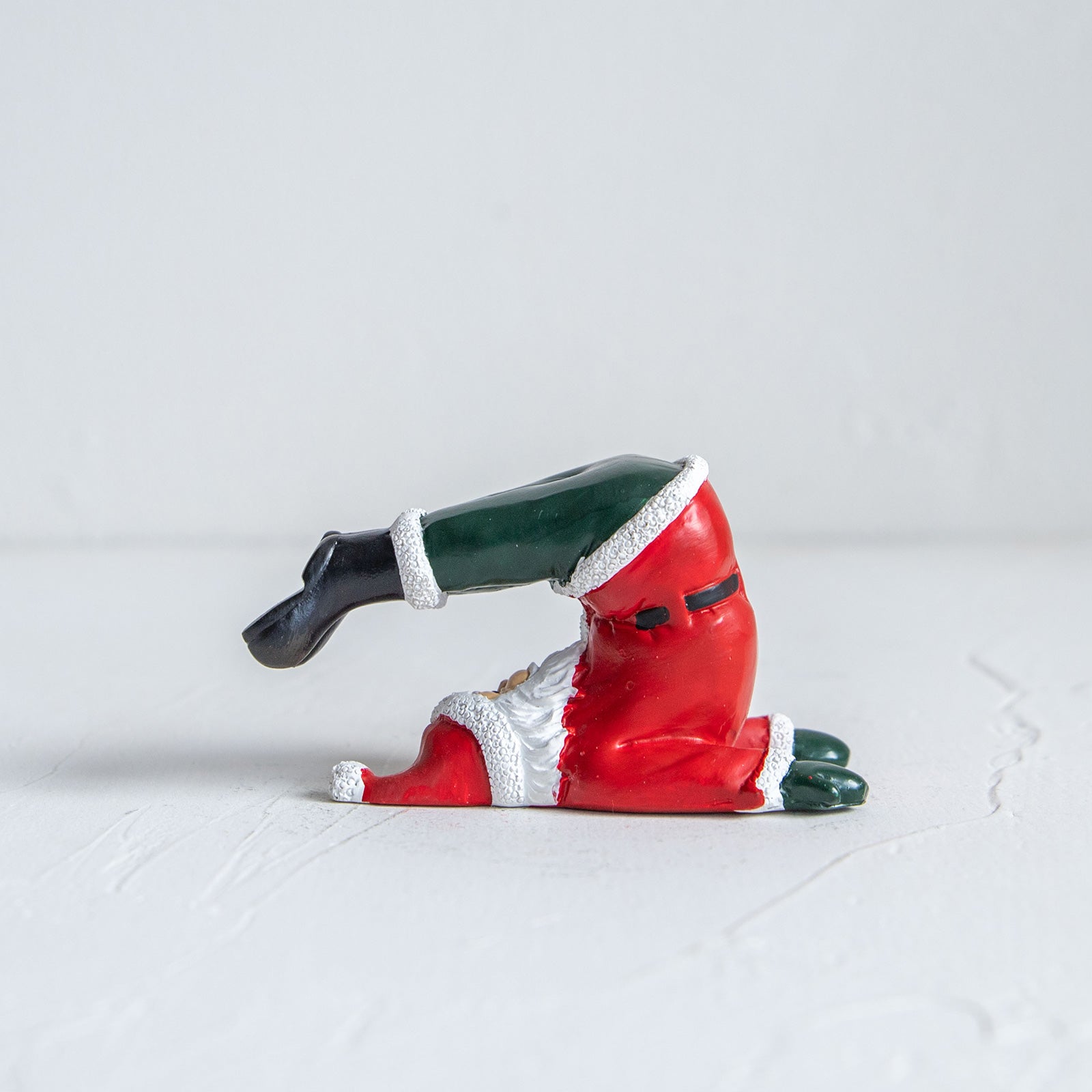 クリスマスドール　ヨガサンタ ポーズN