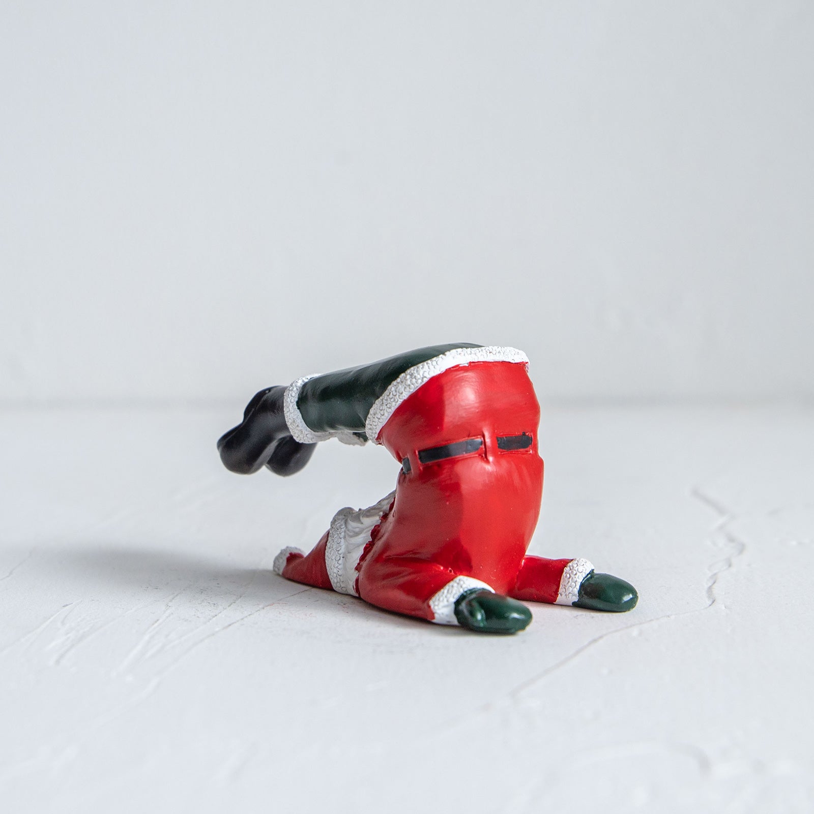 クリスマスドール　ヨガサンタ ポーズN