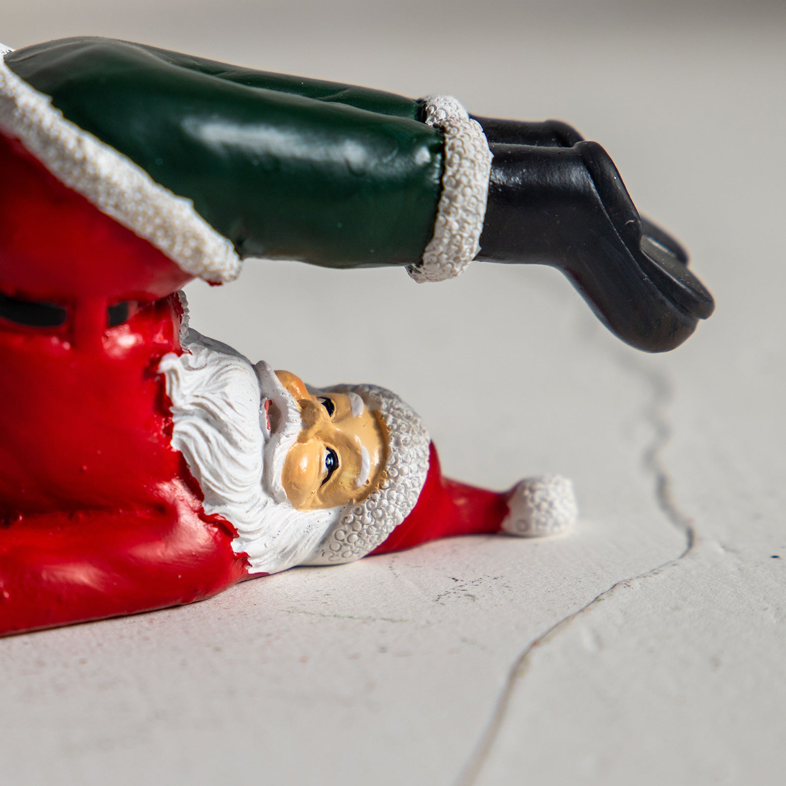 クリスマスドール　ヨガサンタ ポーズN