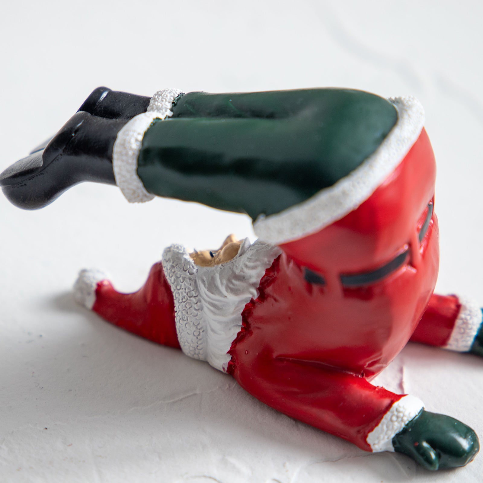 クリスマスドール　ヨガサンタ ポーズN