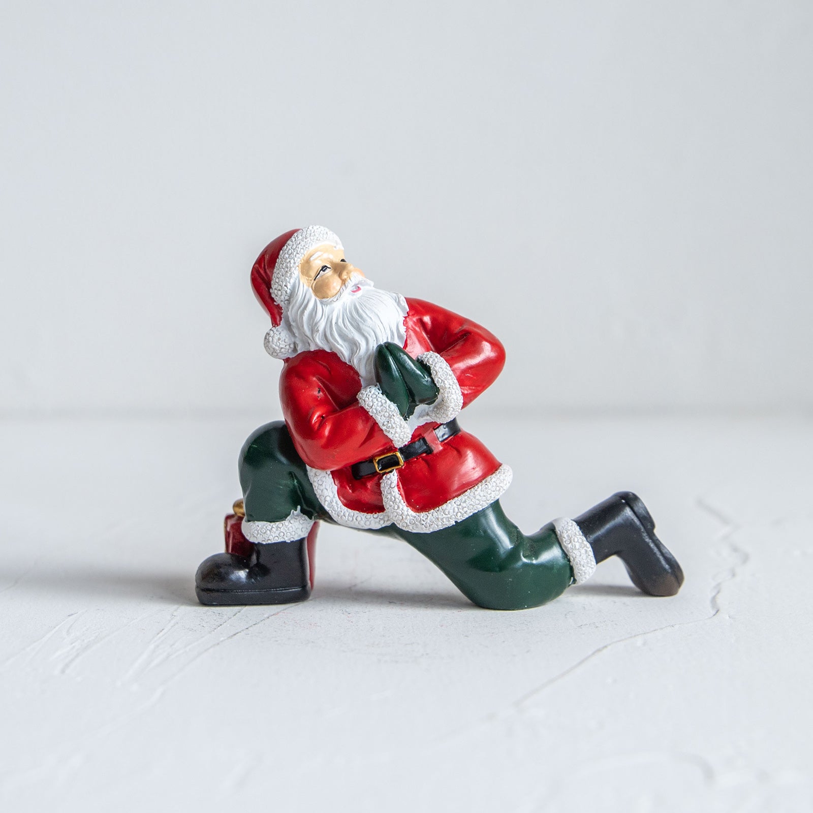 クリスマスドール　ヨガサンタ ポーズO