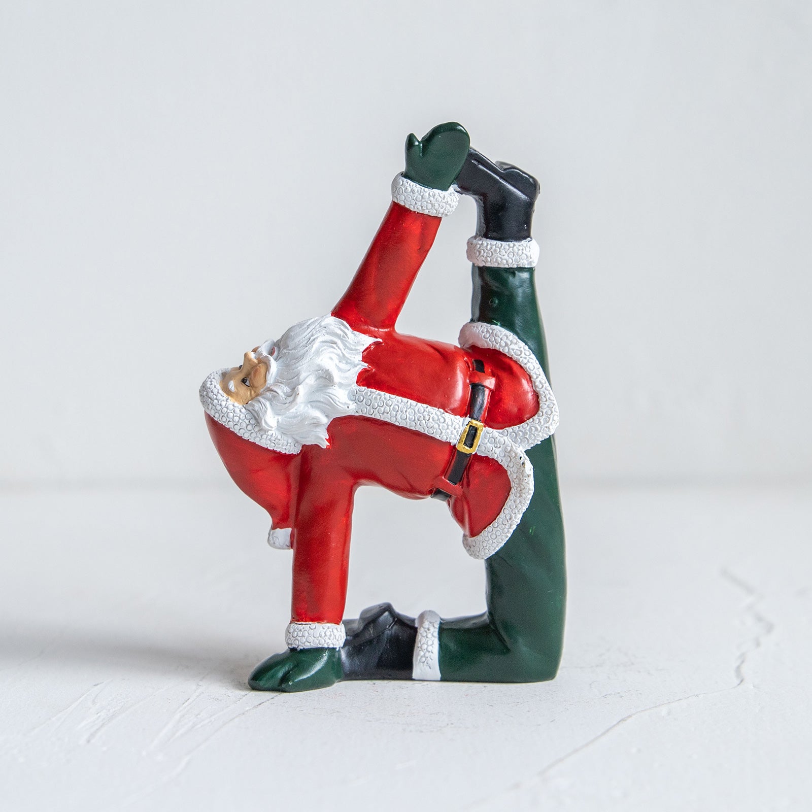 Yoga Santa Claus – ニコノマニマニ雑貨店オンラインストア