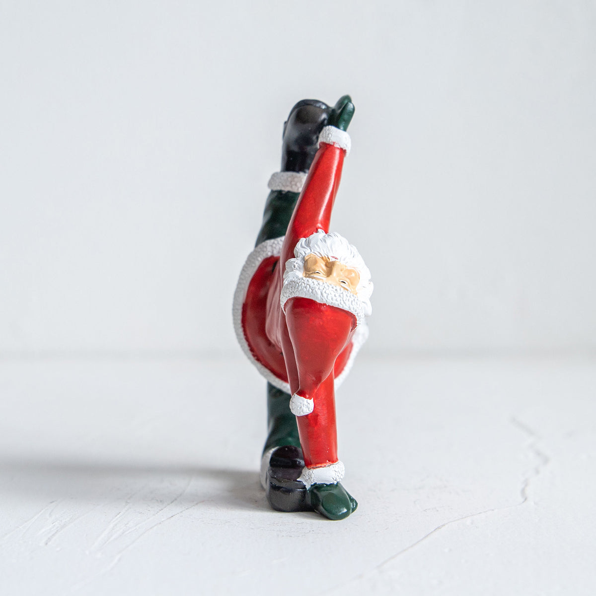 クリスマスドール　ヨガサンタ ポーズR