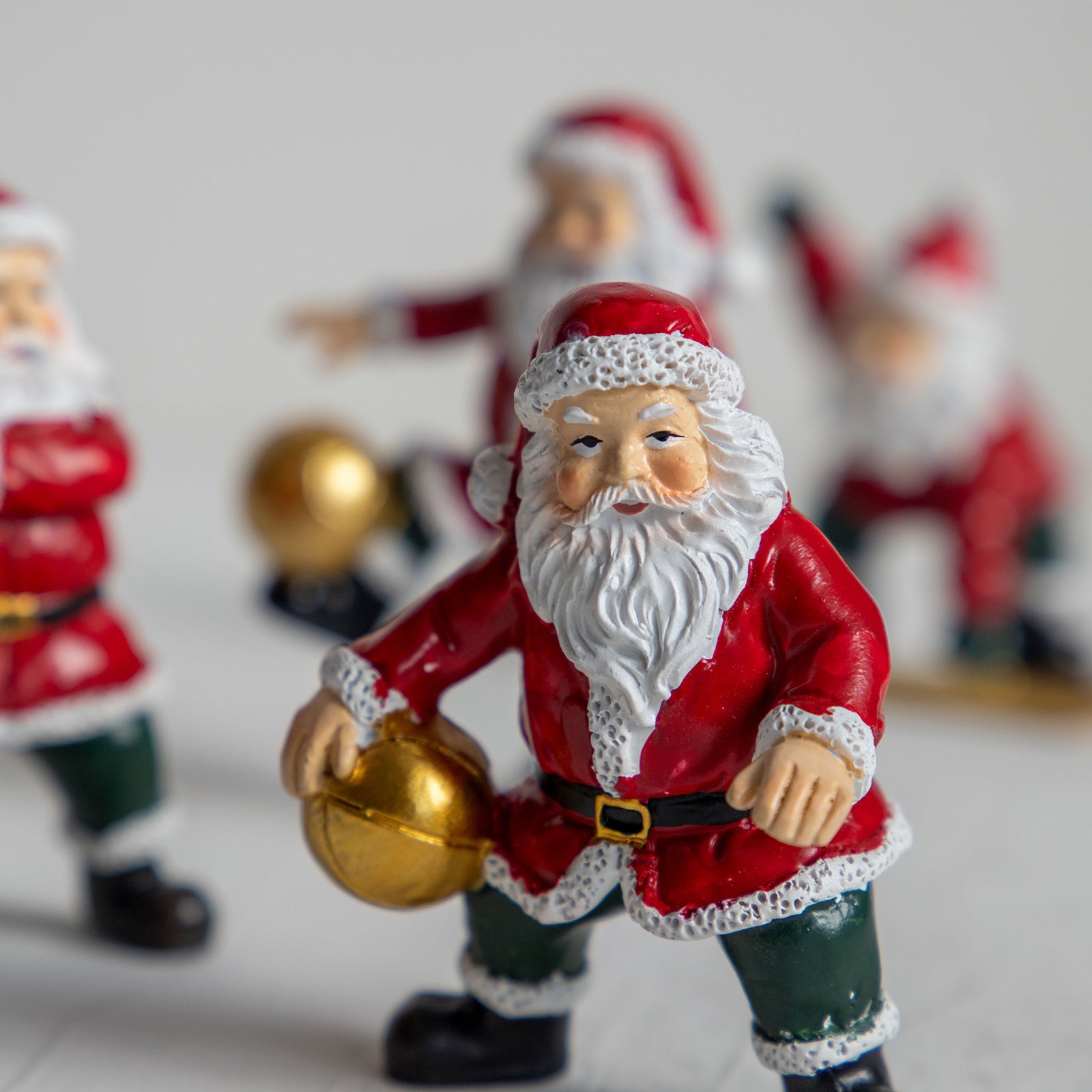 クリスマスドール　スポーツサンタ バスケット