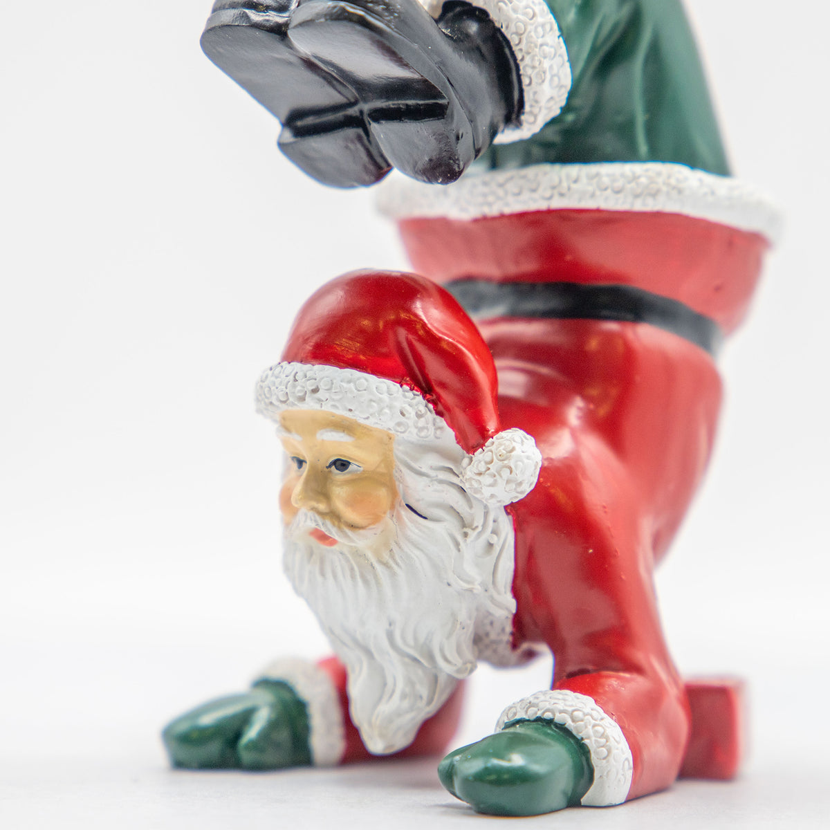 クリスマスドール　ヨガサンタ サソリのポーズ