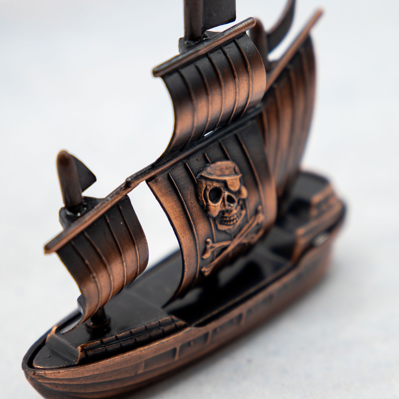 アンティークシャープナー　海賊船