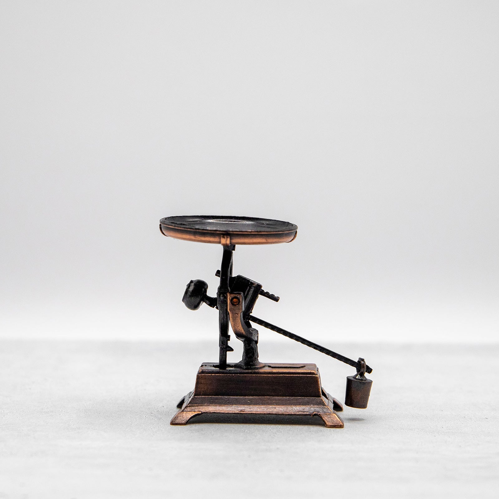 アンティークシャープナー　ハカリ