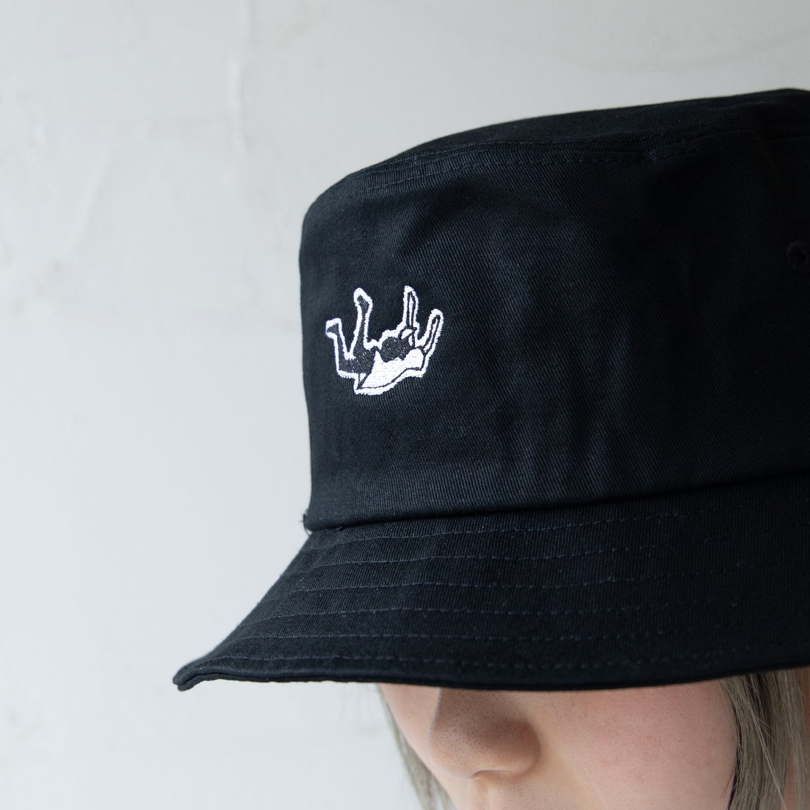 ニコノマニマニ雑貨店　オリジナル コットン ハット 転倒