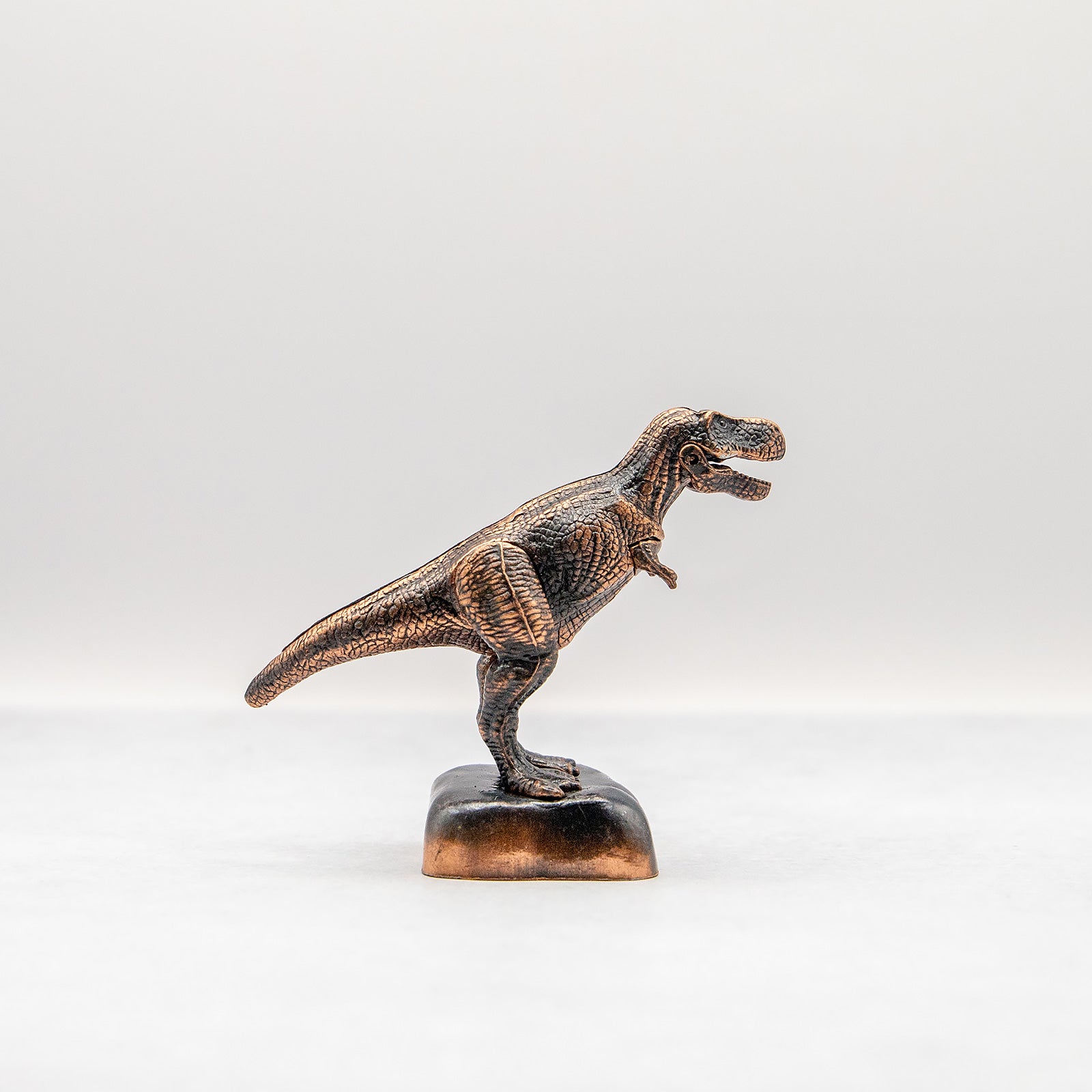 アンティークシャープナー　恐竜