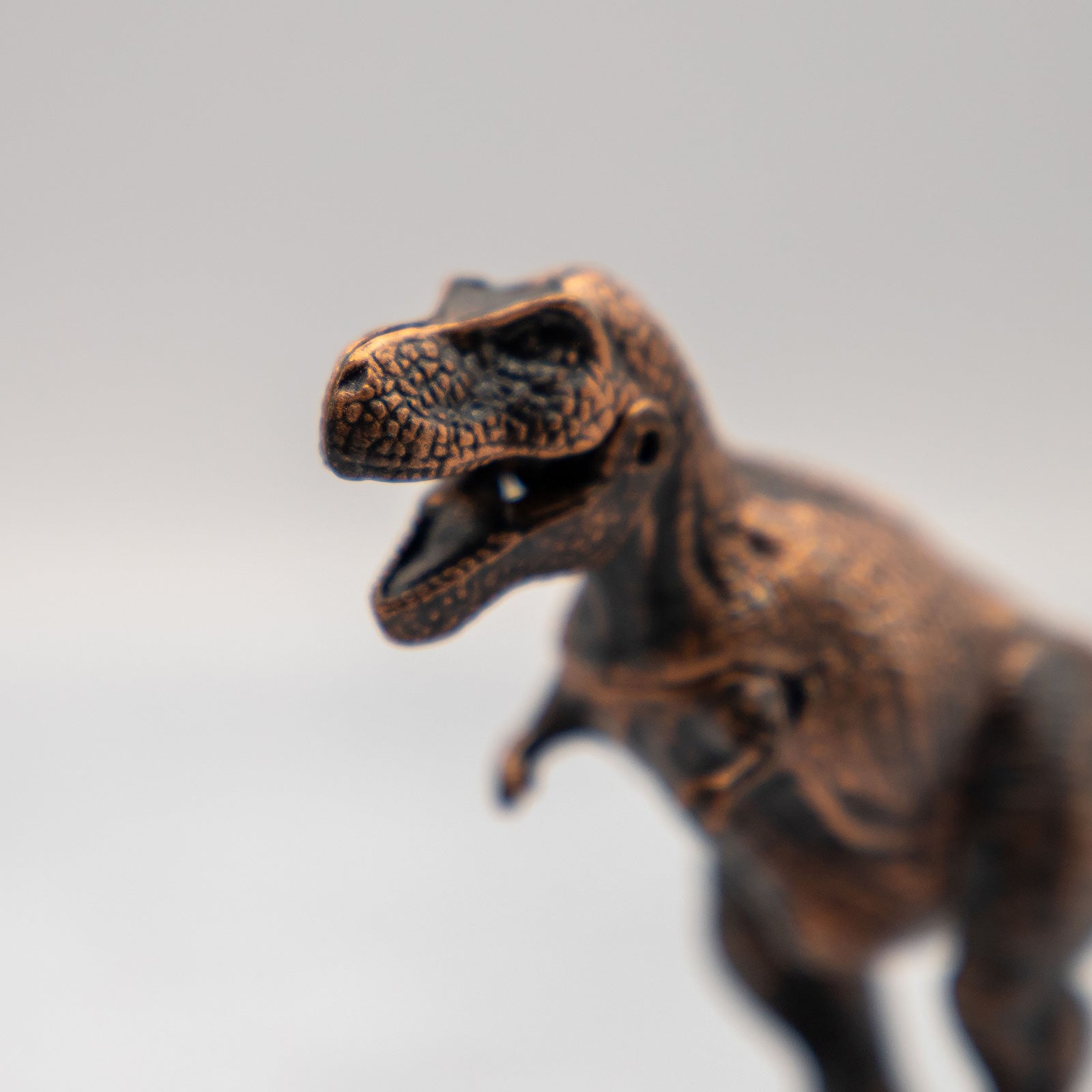 アンティークシャープナー　恐竜