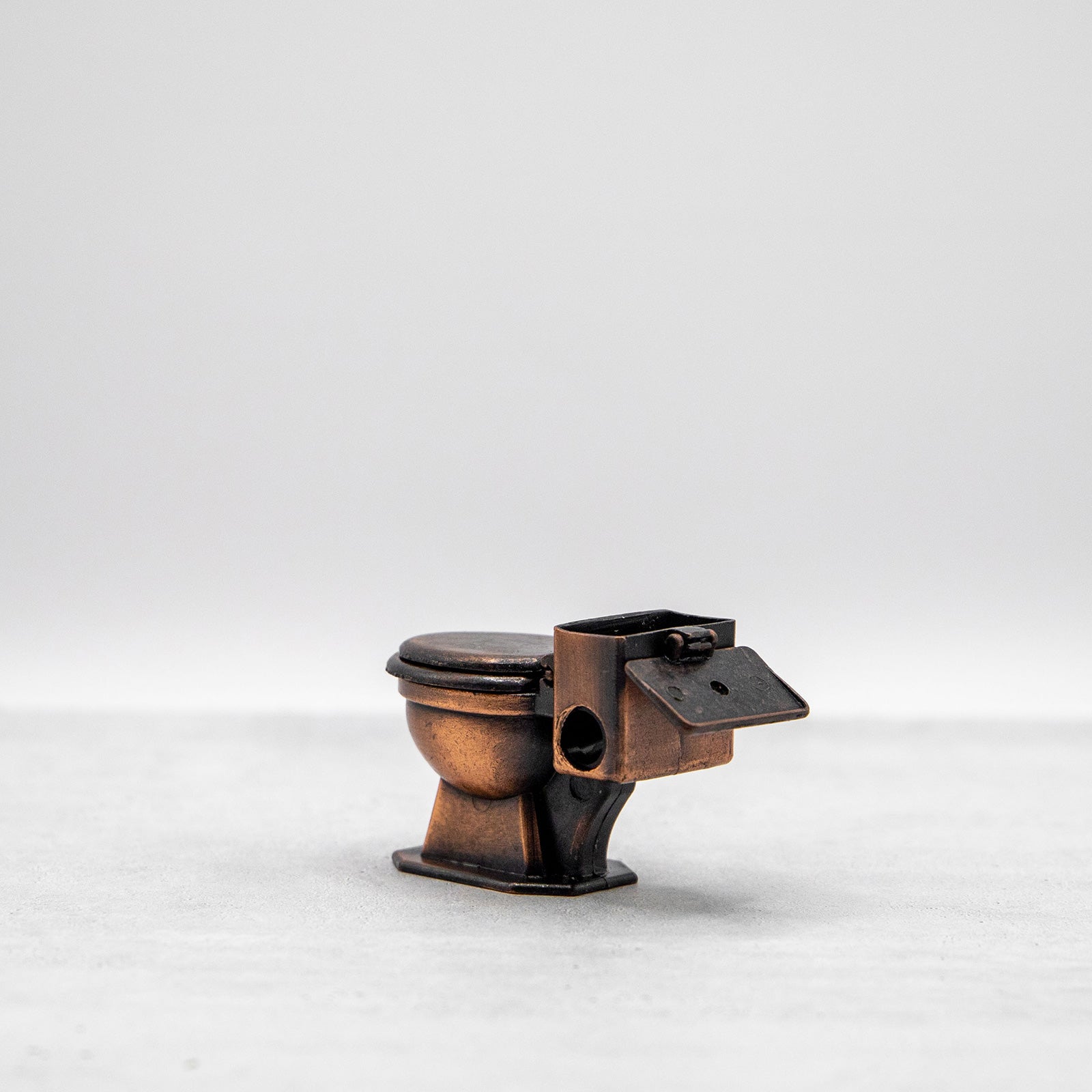 アンティークシャープナー　トイレ