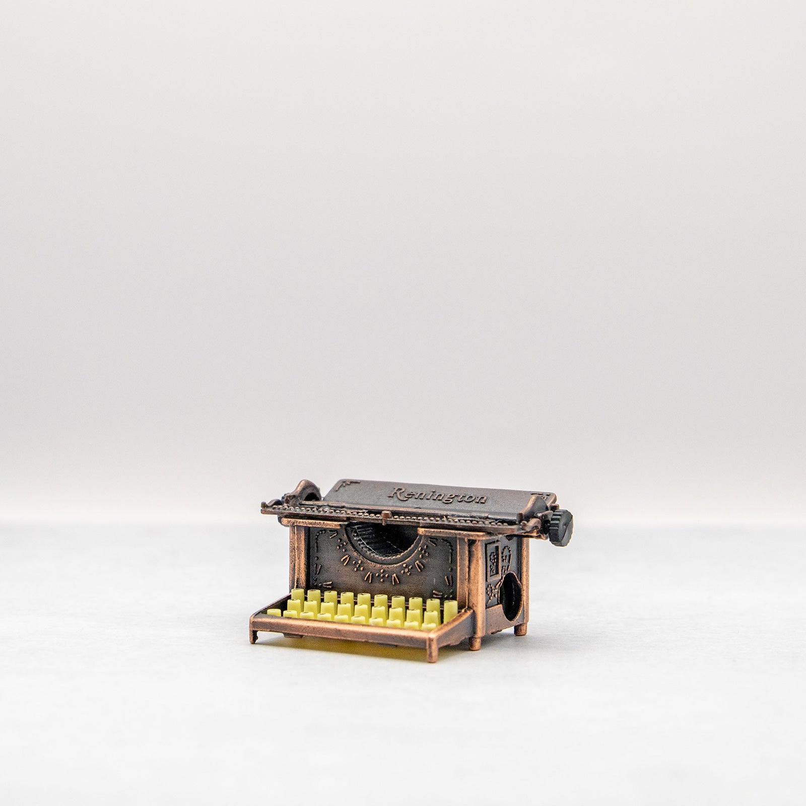 アンティークシャープナー　タイプライター