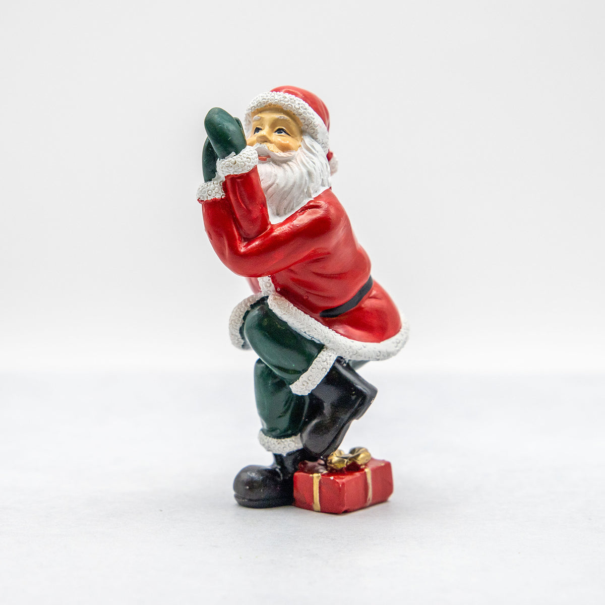 クリスマスドール　ヨガサンタ ワシのポーズ