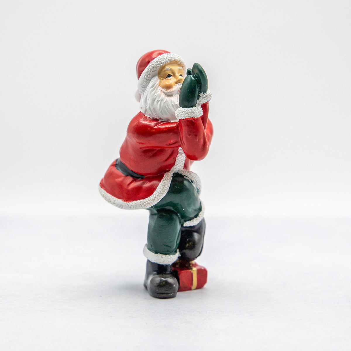 クリスマスドール　ヨガサンタ ワシのポーズ