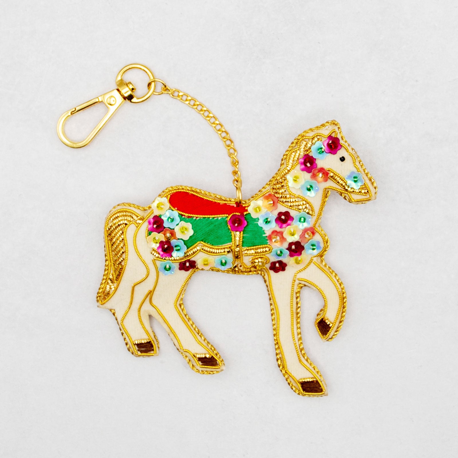 COTTAGE/コテージ　ザリ刺繍 キーホルダー ホワイトホース