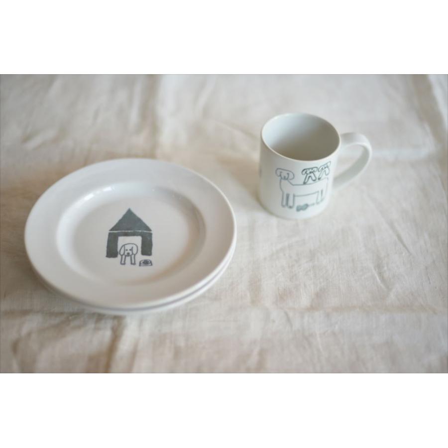 トラネコボンボン　犬の丸皿 (小)